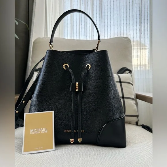 MICHAEL Michael Kors Bags Michael Kors Womens Black Mercer Gallery Medium Convertible Bucket Bag Poshmark